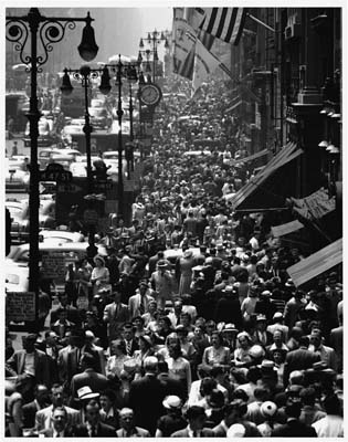 Andreas Feininger - Midtown Fifth Avenue during lunch hour, Galerie Stephen Hoffman - München