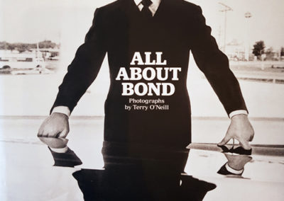 BUCHCOVER: All about Bond - Photographs by TerryO'Neil hier:: Sean Connery, Diamonds are forever, Galerie Stephen Hoffman