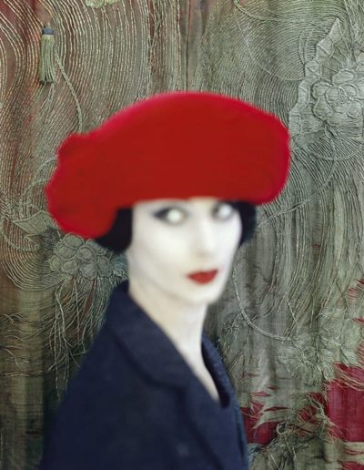 Norman Parkinson, „ADELE COLLINS“ – PARKINSONS HOMMAGE AN EIN GEMÄLDE DES NIEDERLÄNDISCHEN KÜNSTLERS KEES VAN DONGEN MIT DEM TITEL „MOHN. ADELE COLLINS TRÄGT EINE OTTO LUCAS SAMTTOQUE. BRITISH VOGUE, NOVEMBER 1959 - Galerie Stephen Hoffman