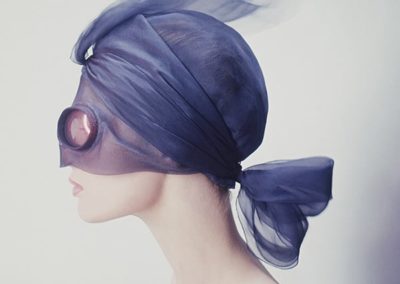Norman Parkinson, Model Celia Hammond-Wearing goggles for "Queen Magazine". 1964. Galerie Stephen Hoffman