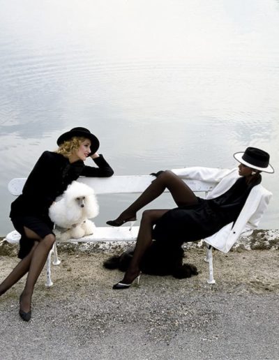 Norman Parkinson, Iman und Jerry Hall, French Vogue - Frühling 1982, Galerie Stephen Hoffman