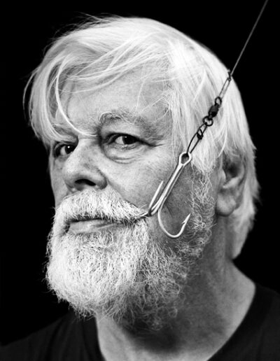 Erwin Lanzensberger, Captain Paul Watson - Cape d'Agde- 2023 - Galerie Stephen Hoffman, München
